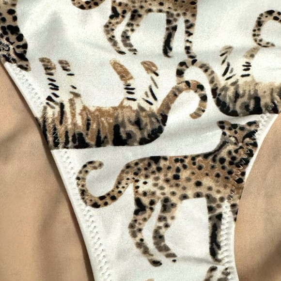 New AE AERIE Big Cats Bikini Bottom Metallic Gold Knot Accent Size M Swim Bottom - Picture 6 of 10